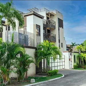 Finest Riches Manor 1 Gladstone Drive Apt A2 Kgn 6 New Kgn Apartment